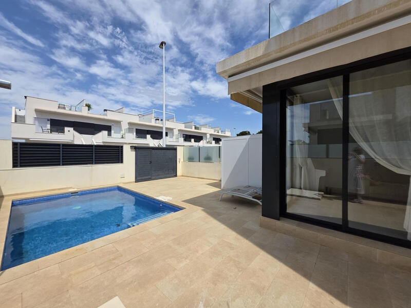 Villa til salgs i San Pedro del Pinatar, Murcia