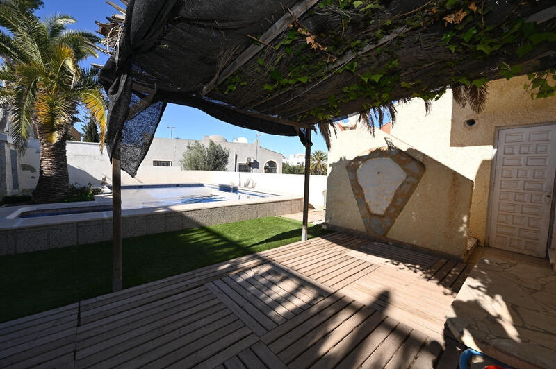 2 bedroom Villa for sale