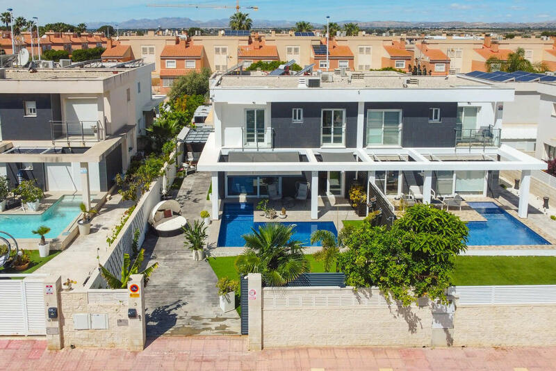 3 bedroom Villa for sale