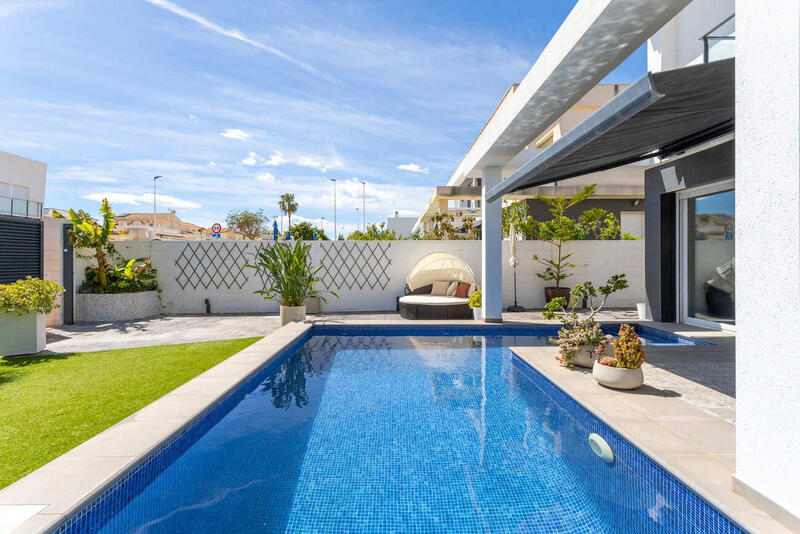 3 bedroom Villa for sale