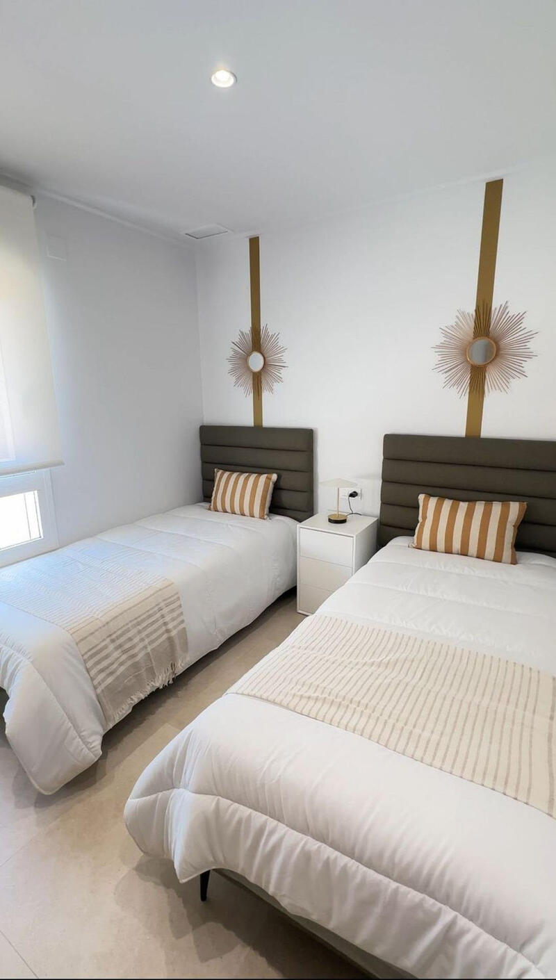 3 bedroom Apartment for sale
