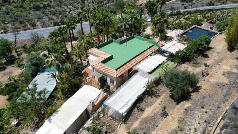 6 Cuarto Casa de Campo en venta