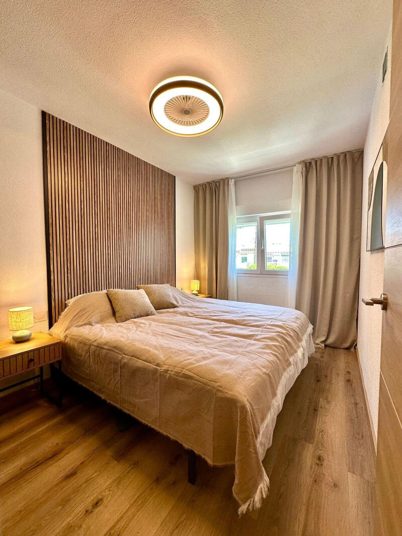 1 slaapkamer Appartement Te koop