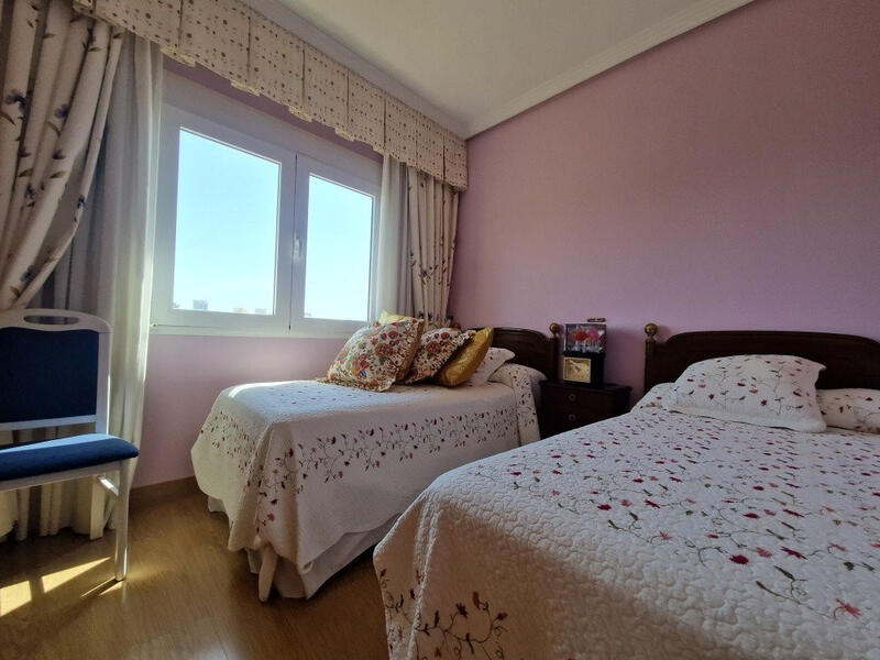 4 chambre Appartement à vendre