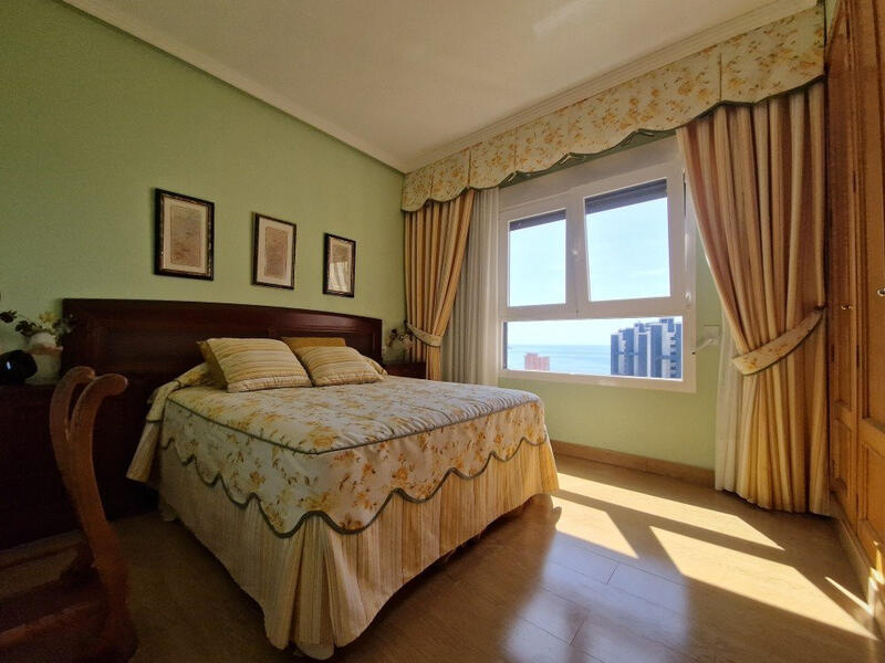 4 chambre Appartement à vendre