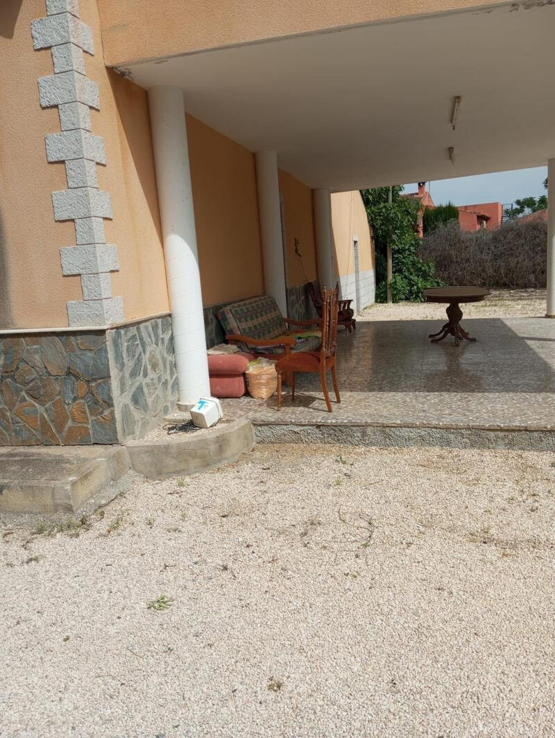 2 Schlafzimmer Landhaus zu verkaufen