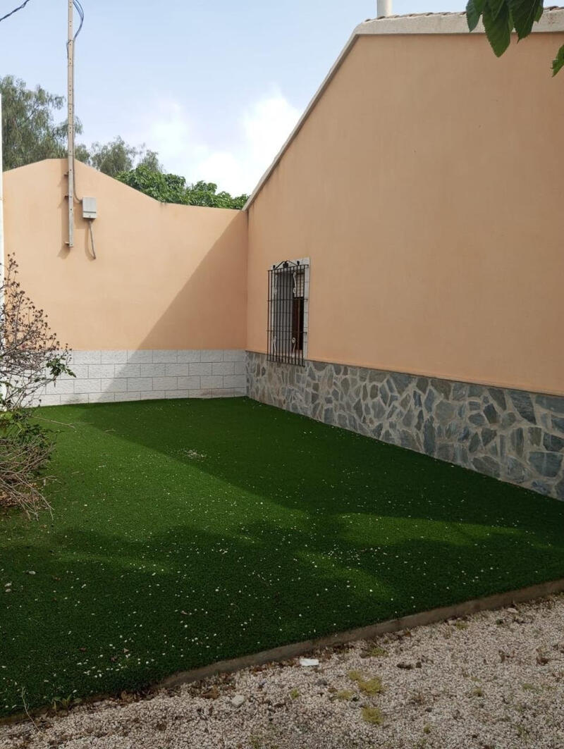 2 Schlafzimmer Landhaus zu verkaufen