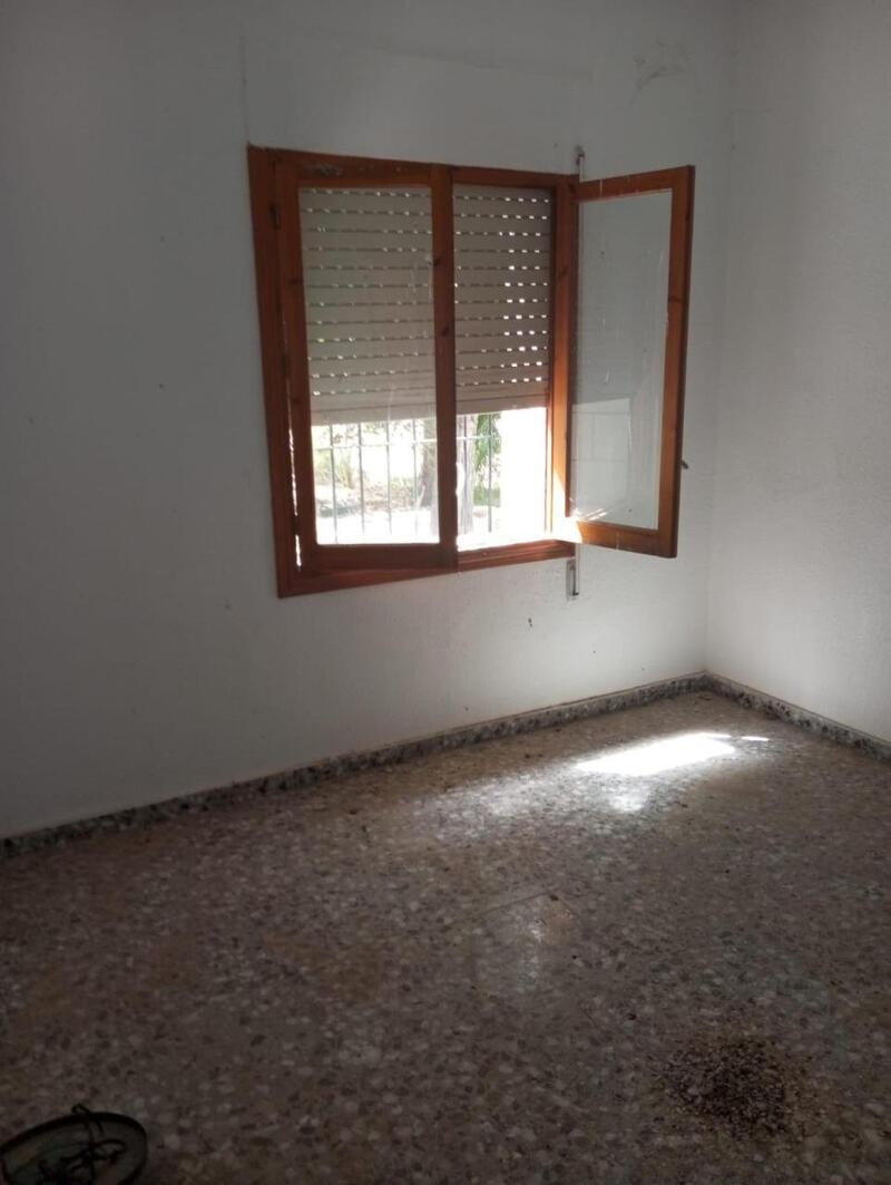 2 Schlafzimmer Landhaus zu verkaufen