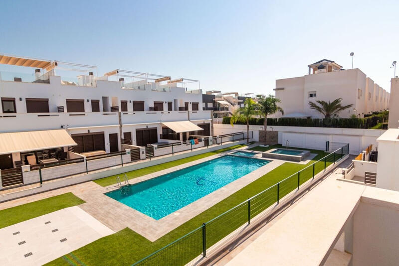 дуплекс продается в Torrevieja, Alicante