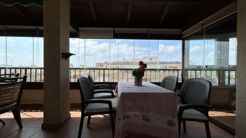 3 slaapkamer Appartement Te koop