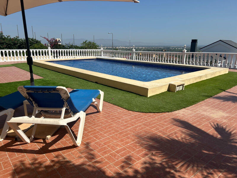 3 slaapkamer Villa Te koop