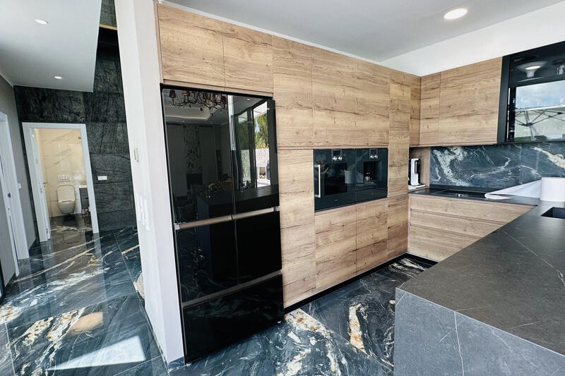 6 Cuarto Villa en venta