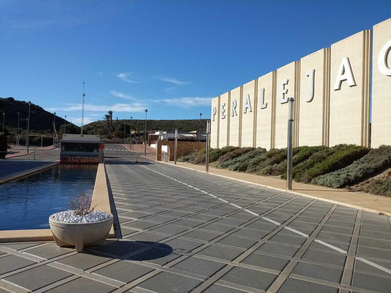 2 Cuarto Villa en venta