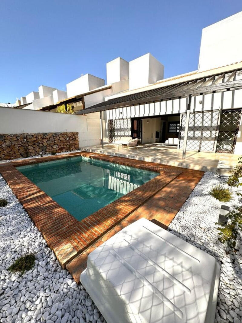 2 Cuarto Villa en venta