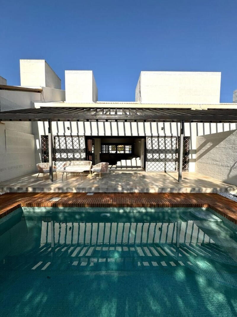 2 Cuarto Villa en venta