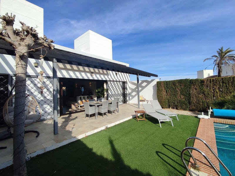 2 slaapkamer Villa Te koop