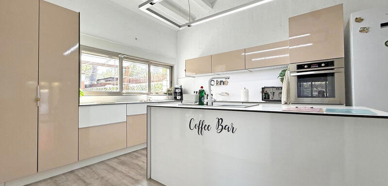 4 sovrum Villa till salu