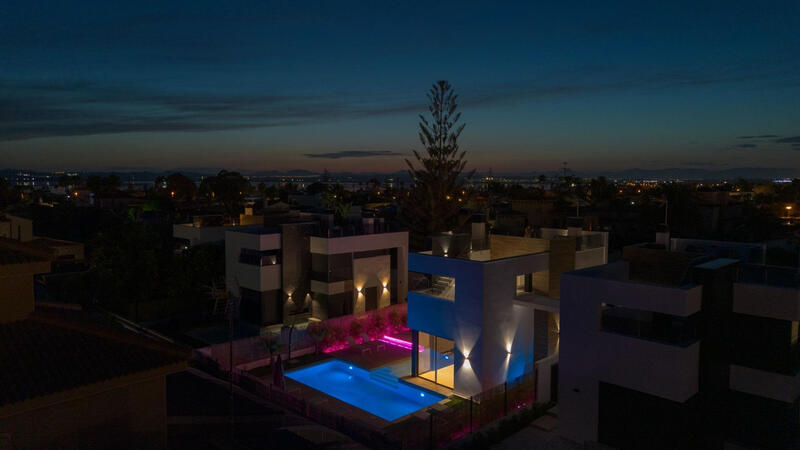 3 slaapkamer Villa Te koop