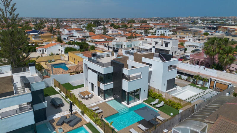 3 slaapkamer Villa Te koop