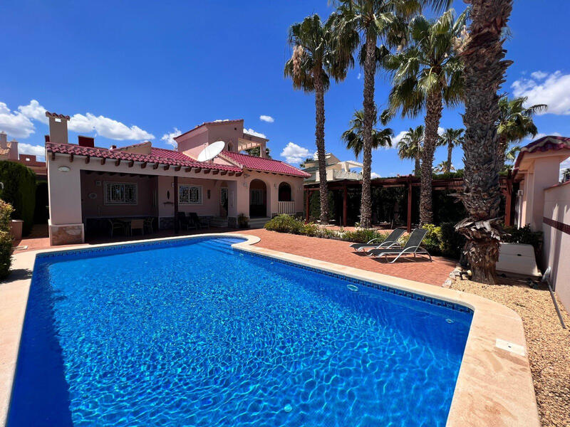 Villa zu verkaufen in Ciudad Quesada, Alicante