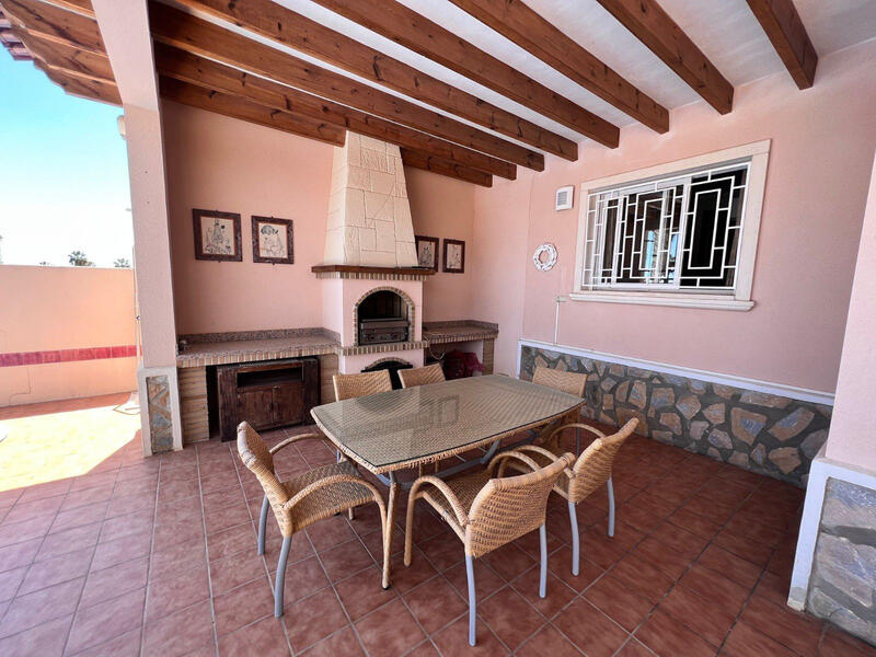 3 slaapkamer Villa Te koop