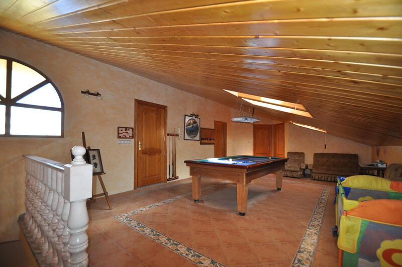 5 Schlafzimmer Stadthaus zu verkaufen