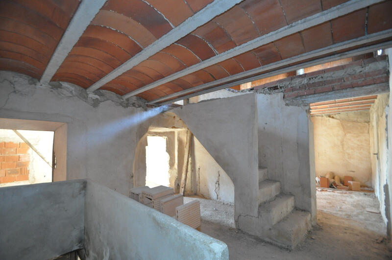 4 Schlafzimmer Landhaus zu verkaufen