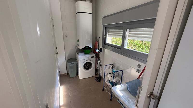 3 Cuarto Villa en venta