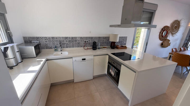 3 Cuarto Villa en venta