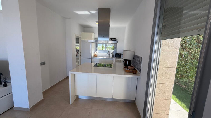 3 Cuarto Villa en venta