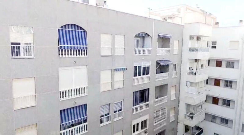 2 slaapkamer Appartement Te koop