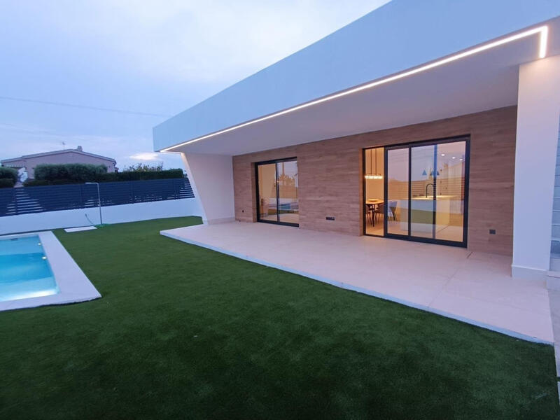 3 slaapkamer Villa Te koop