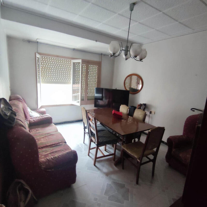 3 bedroom Apartment for sale
