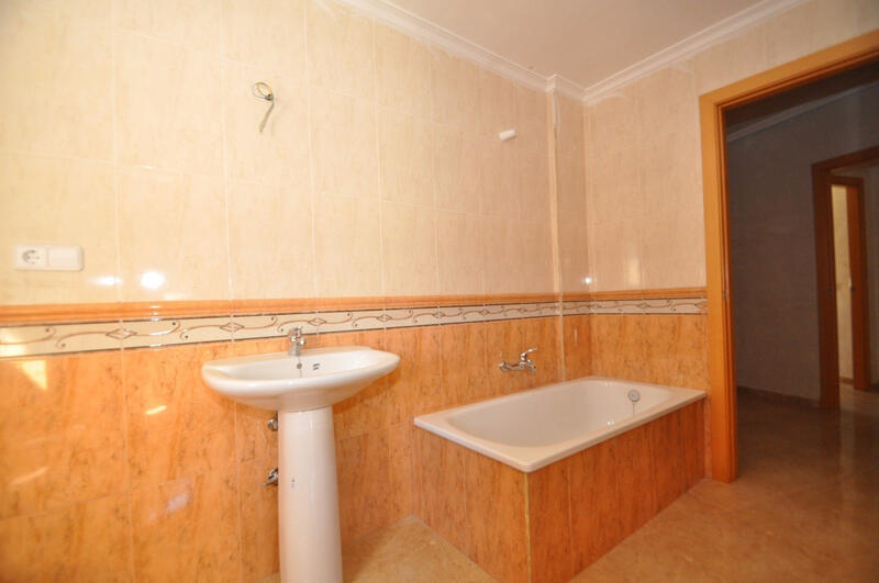 3 Cuarto Adosado en venta