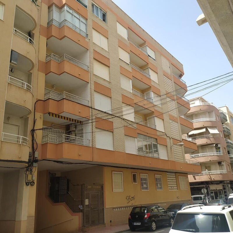 Leilighet til salgs i Torrevieja, Alicante
