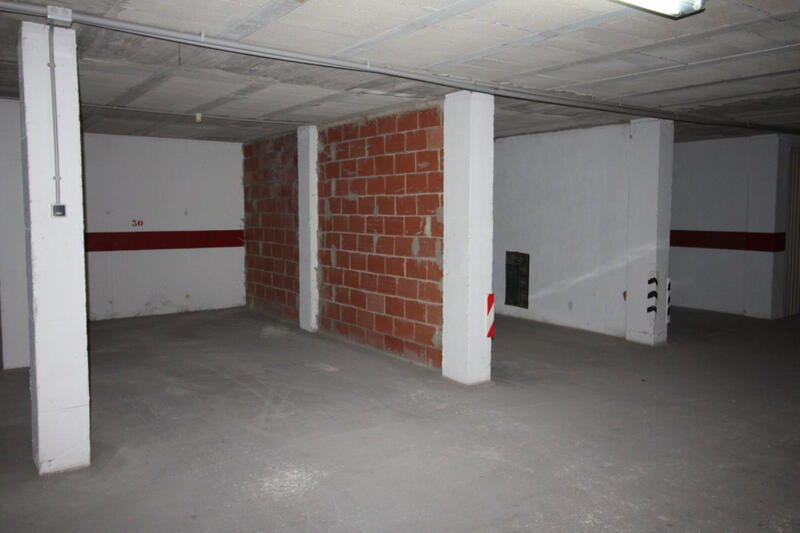 Land Te koop