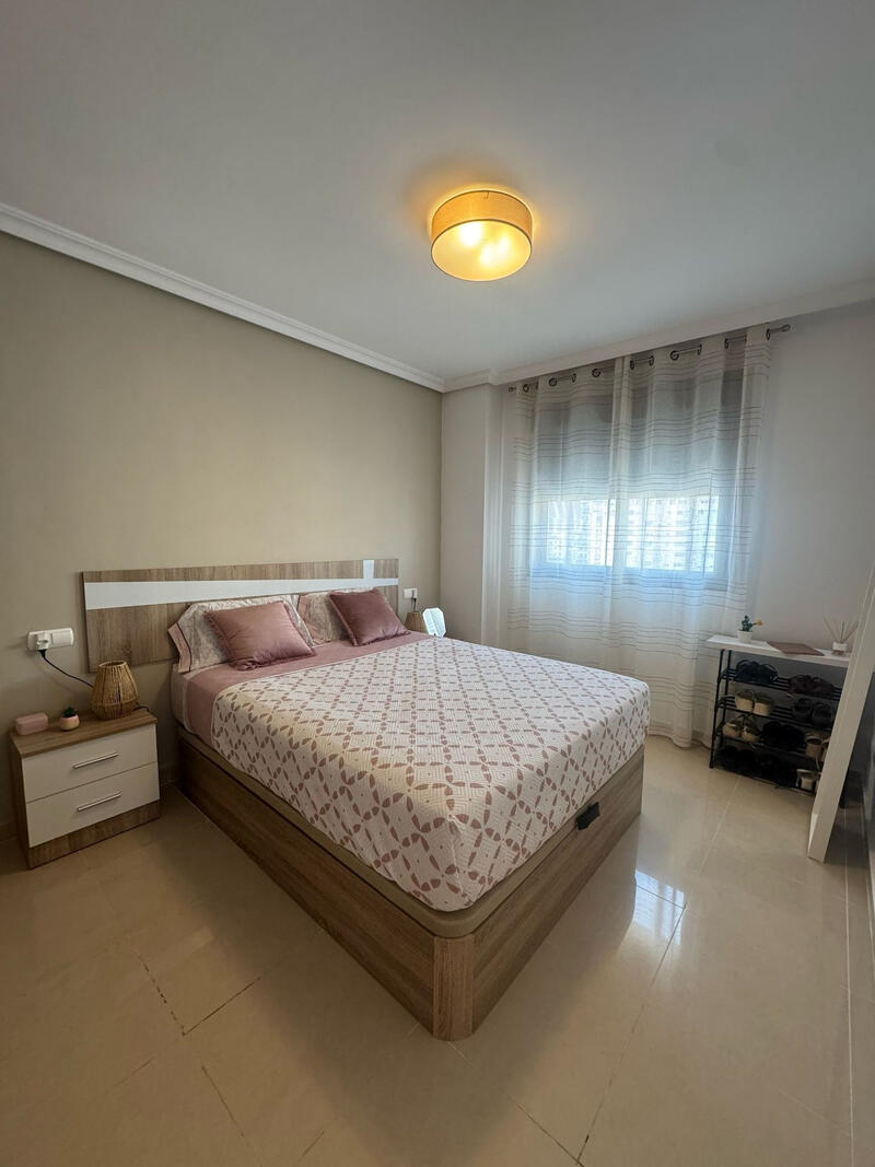 1 bedroom Apartment for sale
