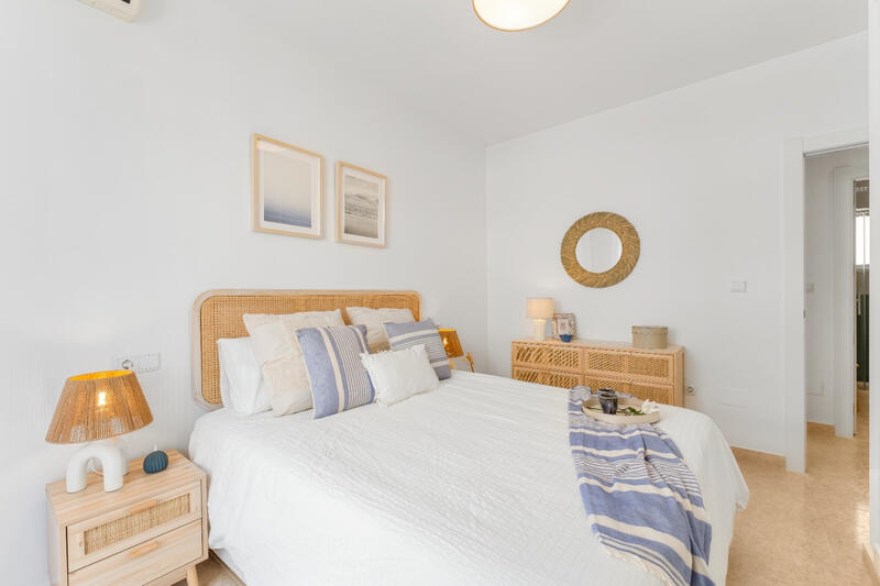 2 slaapkamer Tweezijdig Te koop