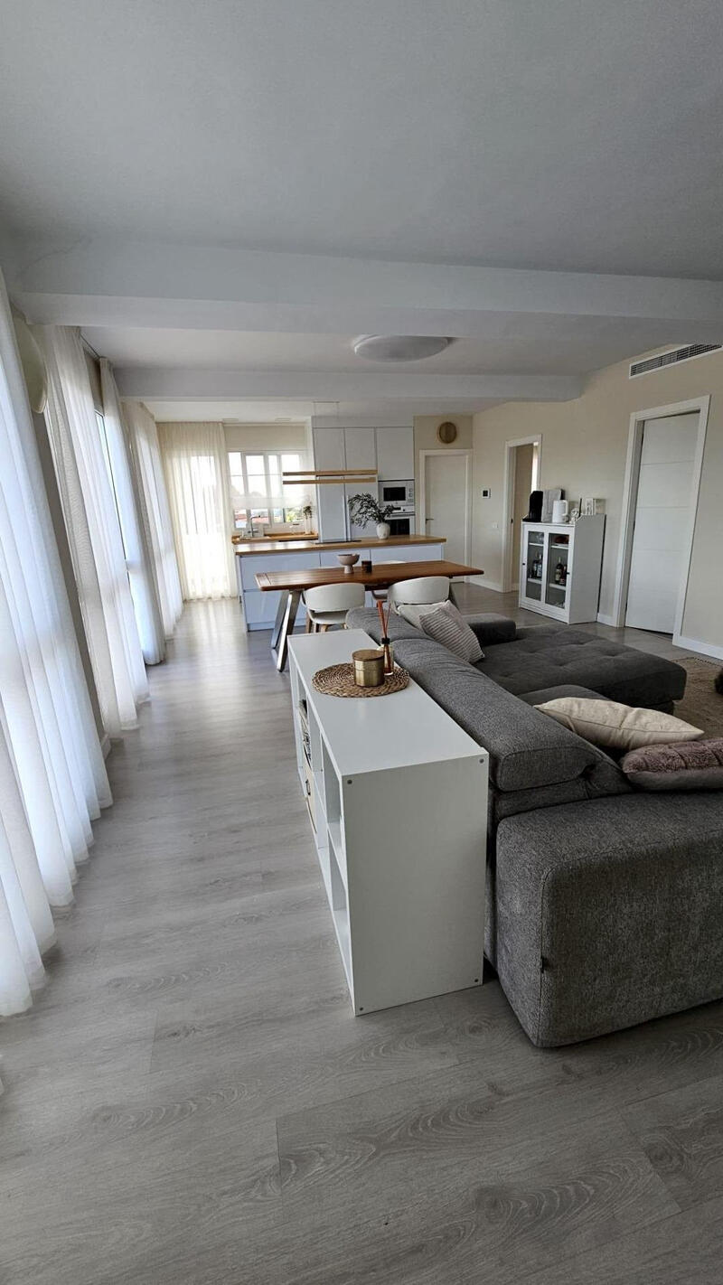 4 Cuarto Villa en venta