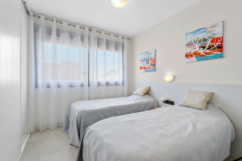 2 Cuarto Villa en venta
