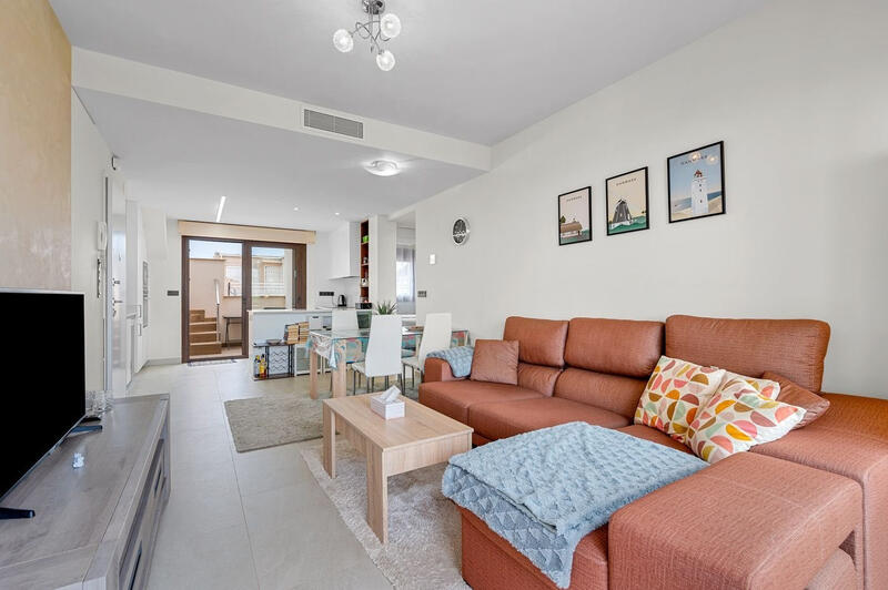 2 Cuarto Villa en venta