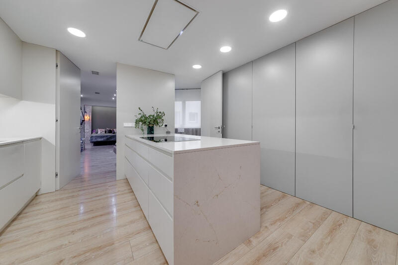 4 chambre Appartement à vendre