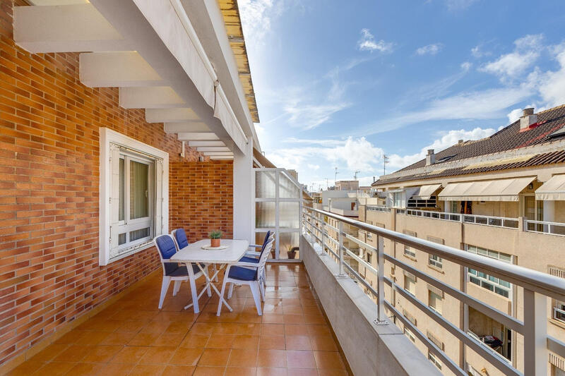 2 slaapkamer Appartement Te koop