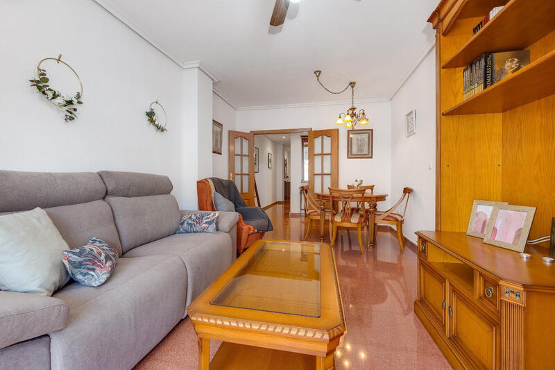 2 slaapkamer Appartement Te koop