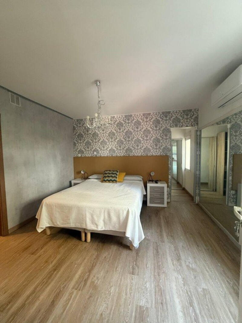 7 bedroom Villa for sale