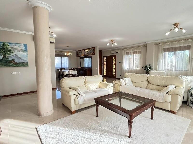 5 Cuarto Villa en venta