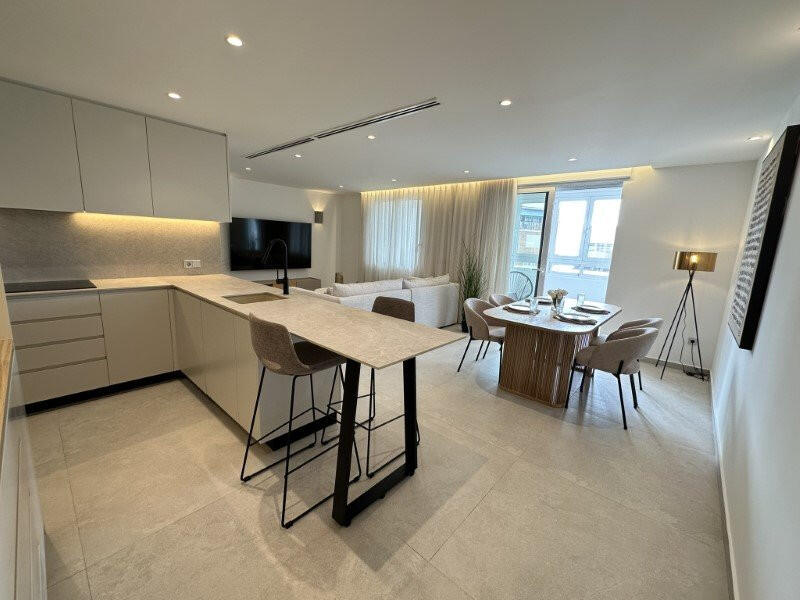 3 bedroom Apartment for sale