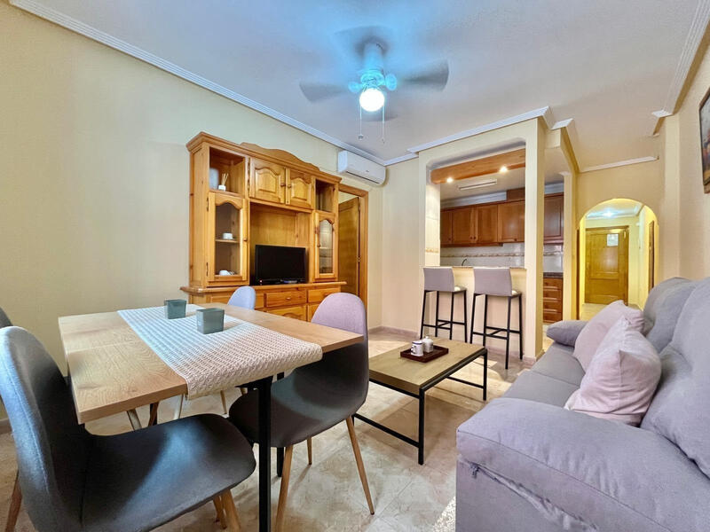 Apartment for sale in Torrevieja, Alicante