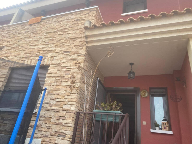 4 bedroom Duplex for sale