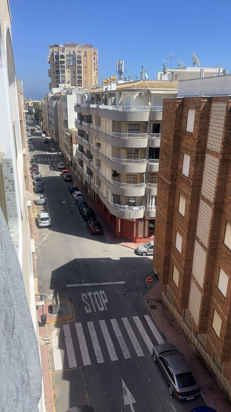 Lejlighed til salg i Torrevieja, Alicante